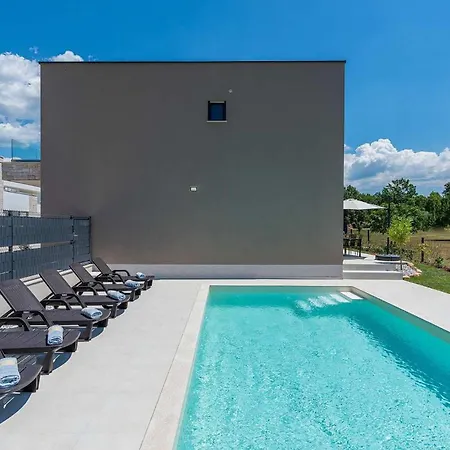 Vikendica Atena Porec